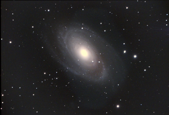 M81